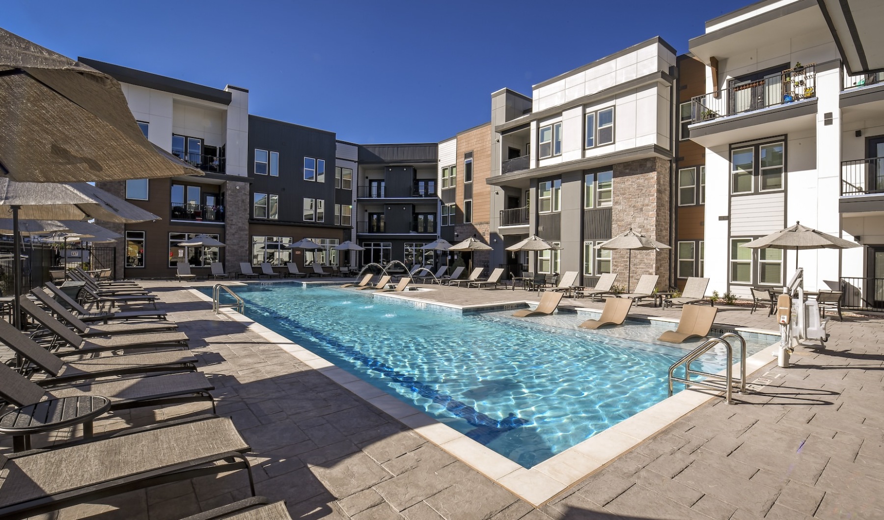 Picture-Perfect Living Picture-Perfect Living